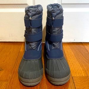 Winter boots for boys